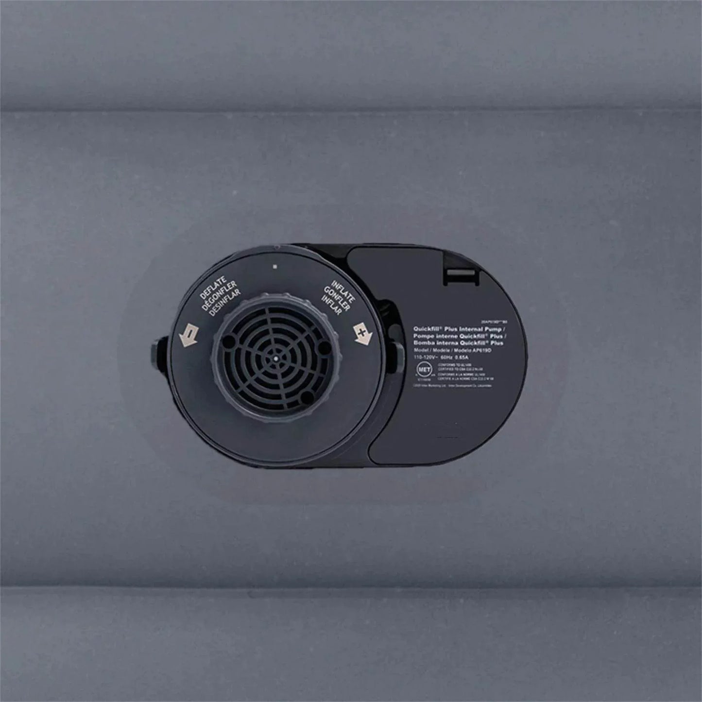 20" Dura-Beam Deluxe Raised Air Mattress with Built-in Pump