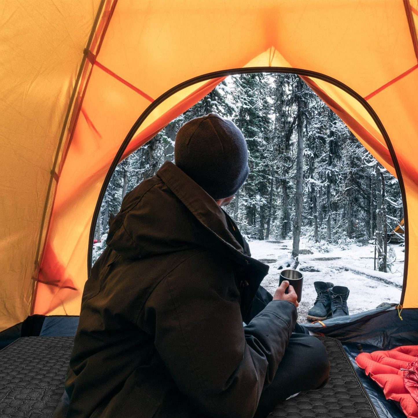 Heated Sleeping Bag Liner – USB Powered, Lightweight, and Machine Washable